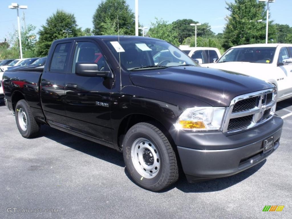 2010 Ram 1500 ST Quad Cab - Rugged Brown Pearl / Dark Slate/Medium Graystone photo #4