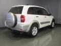 Super White - RAV4 4WD Photo No. 3
