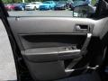 Ebony Black - Focus SE Sedan Photo No. 15