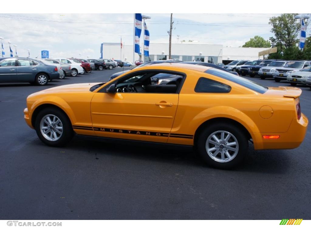 2007 Mustang V6 Premium Coupe - Grabber Orange / Dark Charcoal photo #1