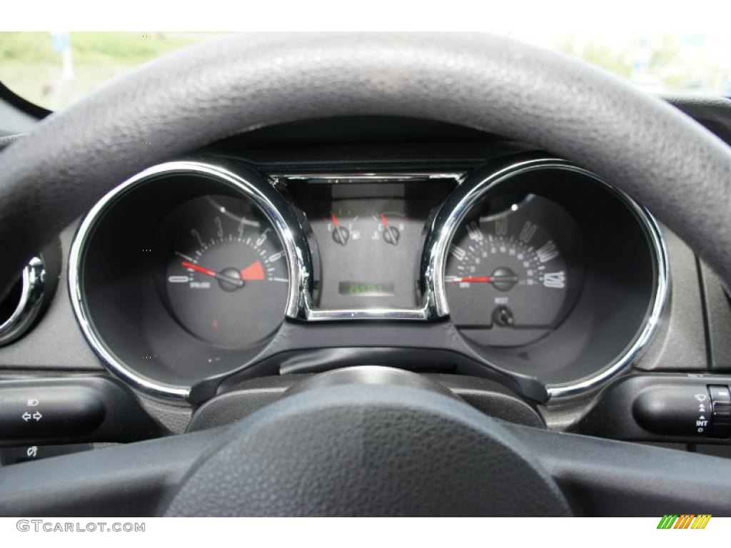 2007 Mustang V6 Premium Coupe - Grabber Orange / Dark Charcoal photo #14