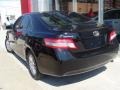 Black - Camry LE Photo No. 7