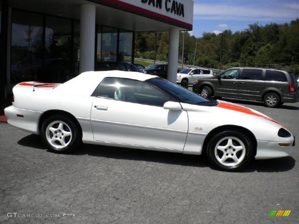1997 Camaro Z28 SS 30th Anniversary Edition Convertible - Arctic White / Arctic White photo #3