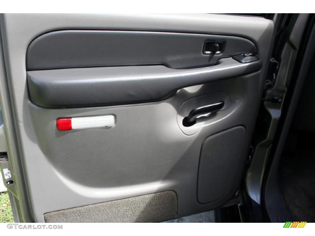 2003 Suburban 1500 LT 4x4 - Light Pewter Metallic / Gray/Dark Charcoal photo #33