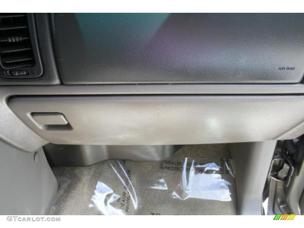 2003 Suburban 1500 LT 4x4 - Light Pewter Metallic / Gray/Dark Charcoal photo #69