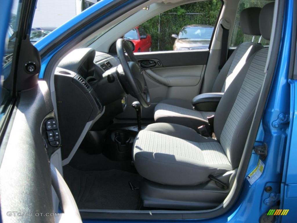 2007 Focus ZX4 SES Sedan - Aqua Blue Metallic / Charcoal/Light Flint photo #13