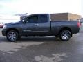 2005 Smoke Gray Nissan Titan SE King Cab 4x4  photo #2