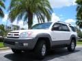 Natural White - 4Runner SR5 4x4 Photo No. 2