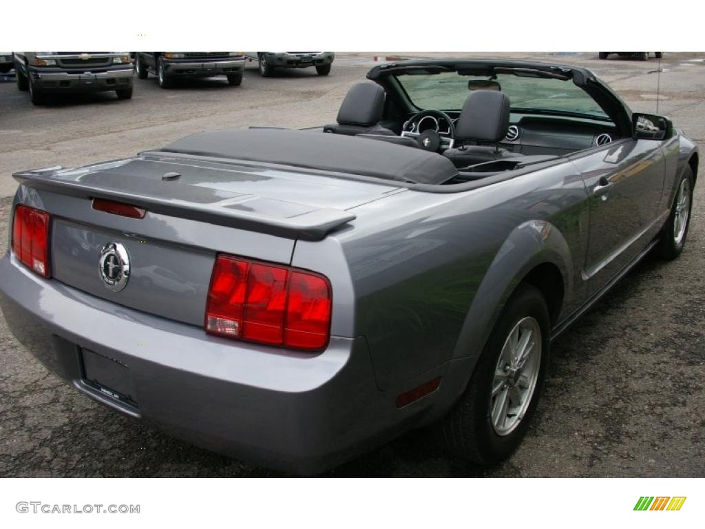 2007 Mustang V6 Premium Convertible - Tungsten Grey Metallic / Dark Charcoal photo #11