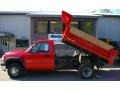 2001 Victory Red Chevrolet Silverado 3500 Regular Cab 4x4 Chassis Dump Truck  photo #3