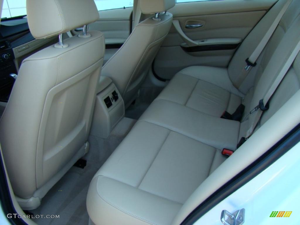 2010 3 Series 335i xDrive Sedan - Alpine White / Beige photo #12