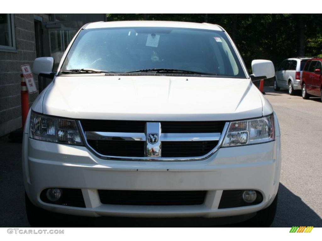 2009 Journey SXT AWD - Stone White / Dark Slate Gray/Light Graystone photo #22