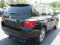 Black - Highlander Sport 4WD Photo No. 2