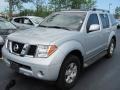Silver Lightning Metallic - Pathfinder SE 4x4 Photo No. 1