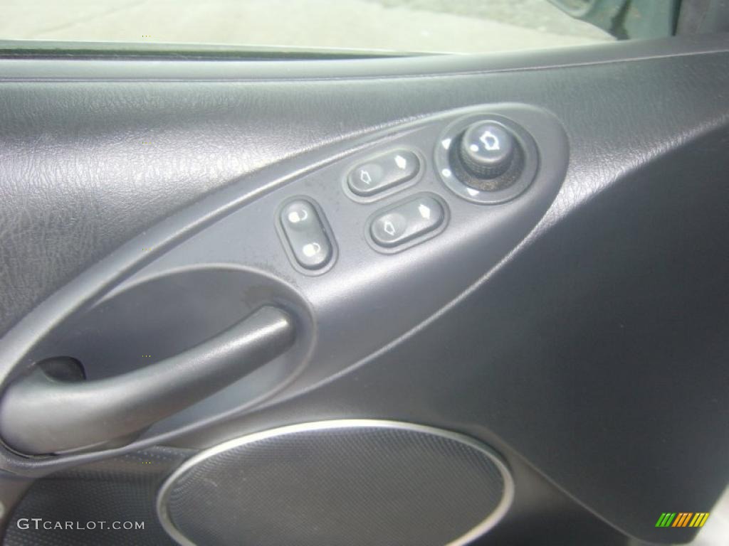 2002 Cougar V6 Coupe - Silver Frost Metallic / Medium Parchment photo #14