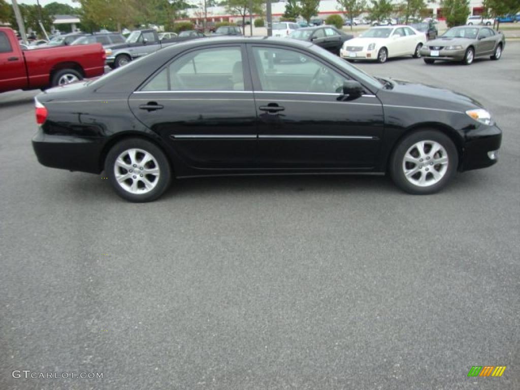 2006 Camry XLE - Black / Taupe photo #6