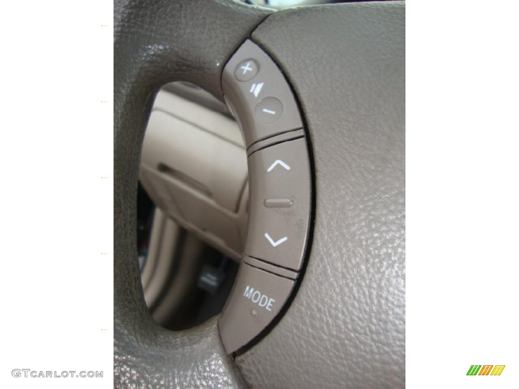 2006 Camry XLE - Black / Taupe photo #17