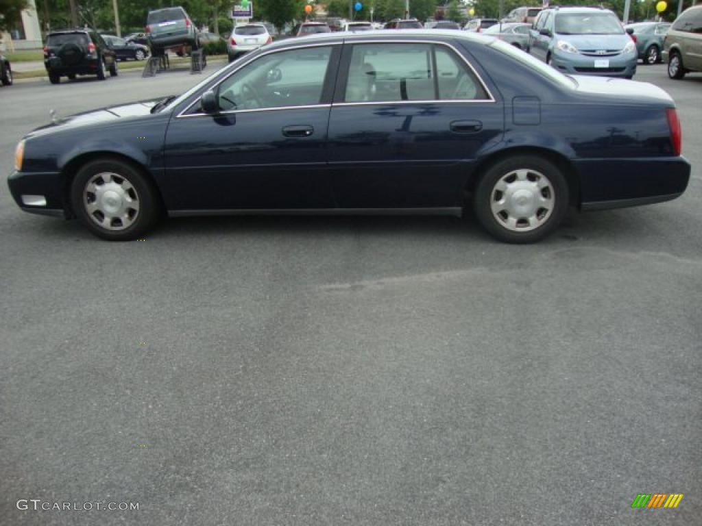 2002 DeVille Sedan - Blue Onyx Metallic / Oatmeal photo #2