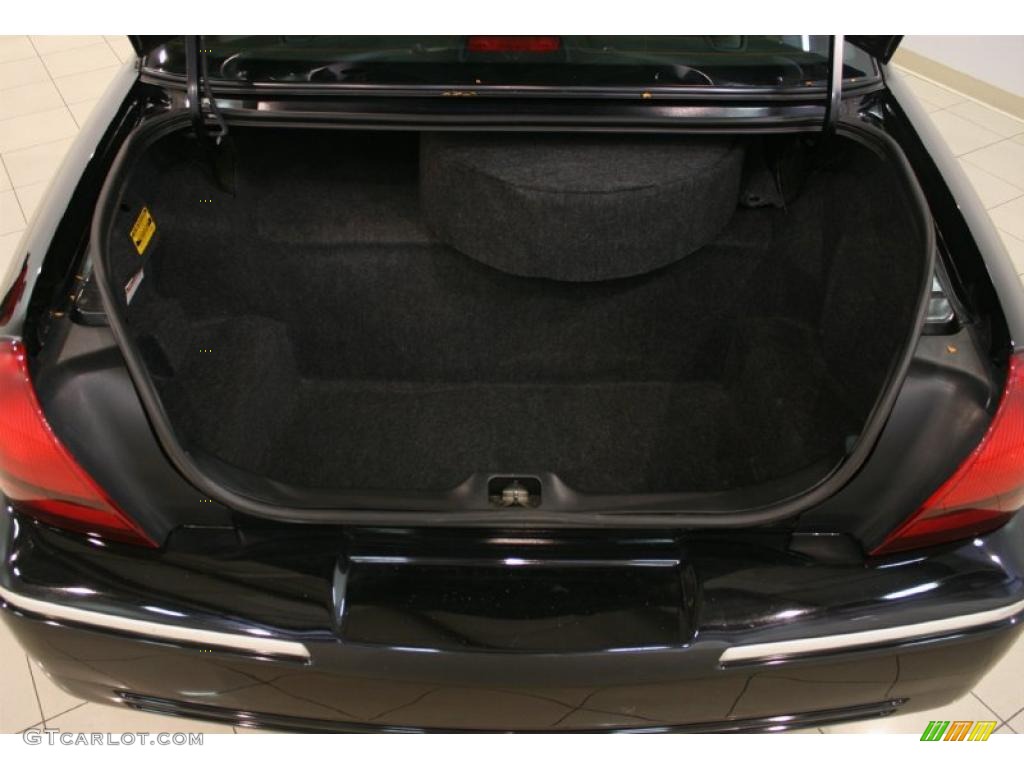 2004 Grand Marquis LS Ultimate Edition - Black Clearcoat / Dark Charcoal photo #21