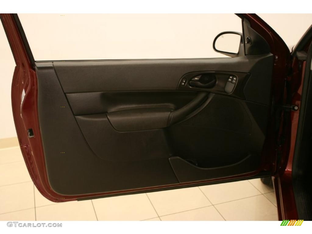 2007 Focus ZX3 SES Coupe - Dark Toreador Red Metallic / Charcoal photo #7