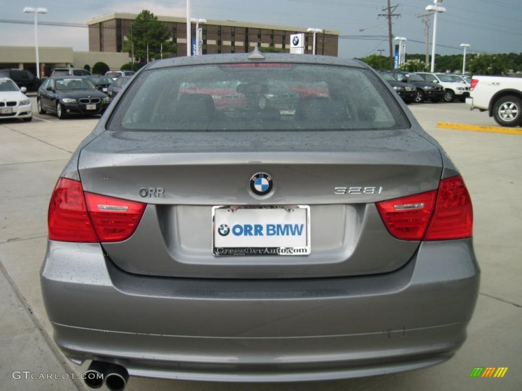 2010 3 Series 328i Sedan - Space Gray Metallic / Black photo #6