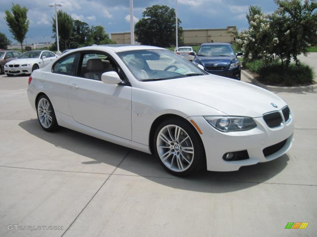 2011 3 Series 335i Coupe - Alpine White / Oyster/Black Dakota Leather photo #2