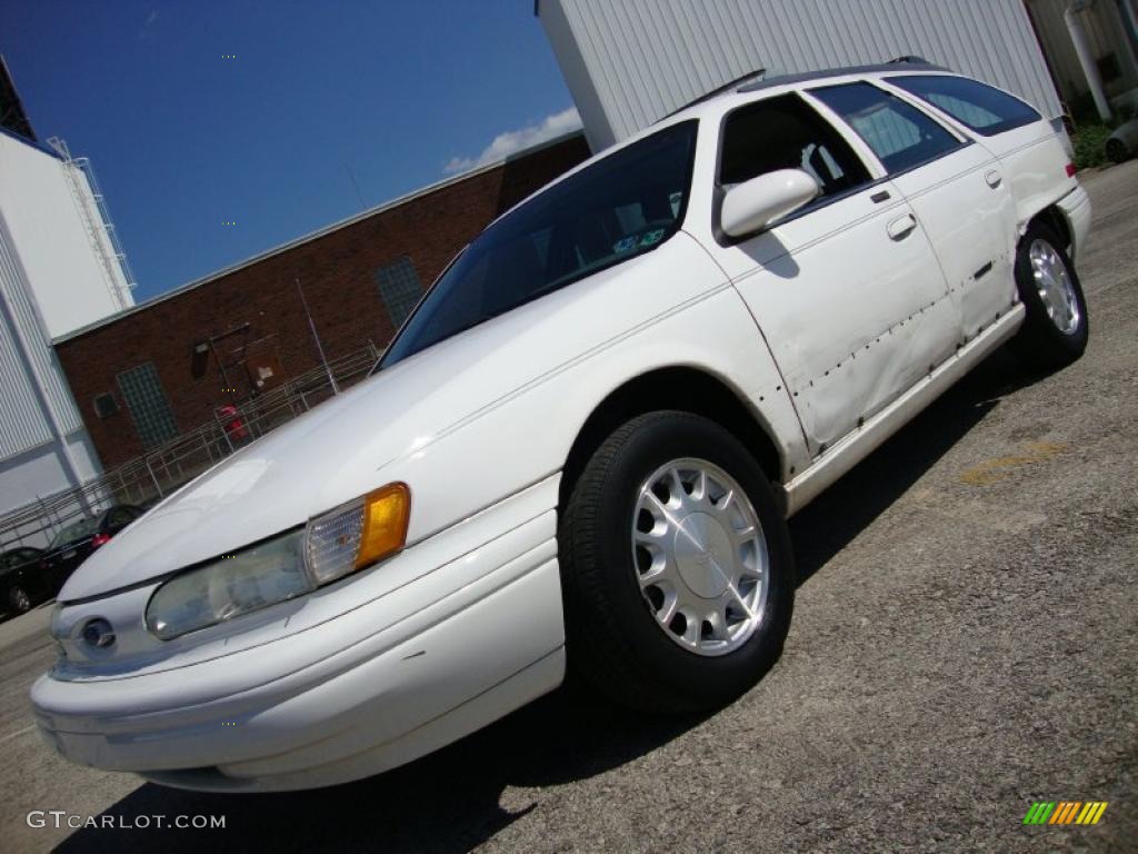 1995 Taurus LX Sedan - Performance White / Grey photo #1