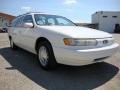 1995 Performance White Ford Taurus LX Sedan  photo #5