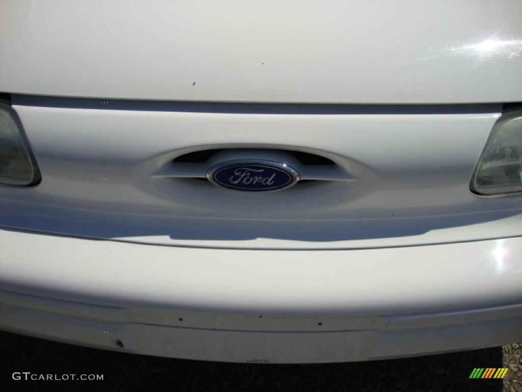1995 Taurus LX Sedan - Performance White / Grey photo #35