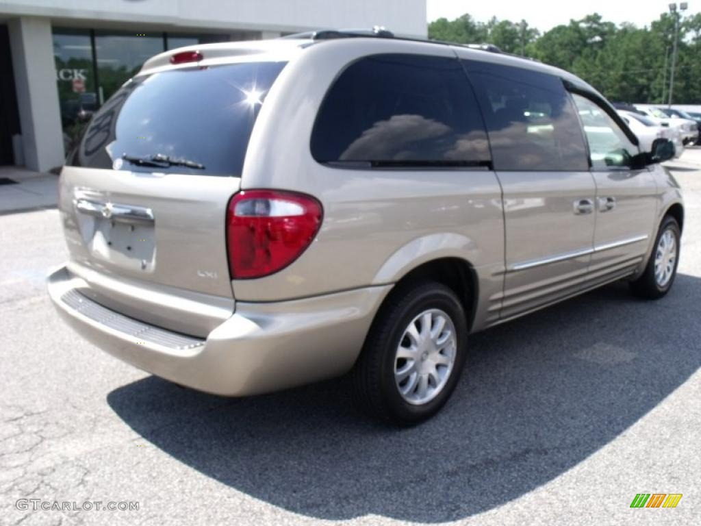 2003 Town & Country LXi - Light Almond Pearl / Taupe photo #8