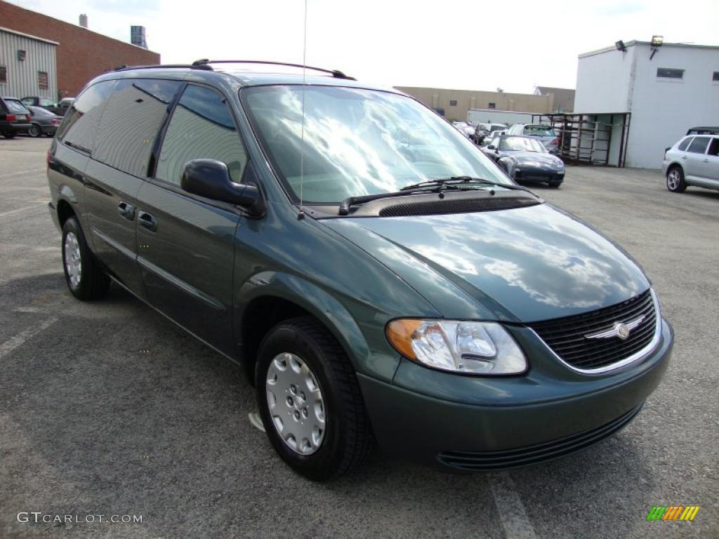 2003 Town & Country LX - Onyx Green Pearl / Taupe photo #4