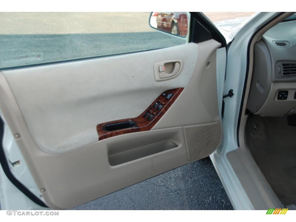 2000 Galant ES - Northstar White / Tan photo #18