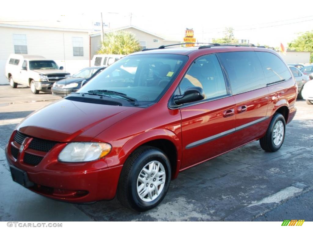 2002 Grand Caravan Sport - Inferno Red Pearl / Taupe photo #1