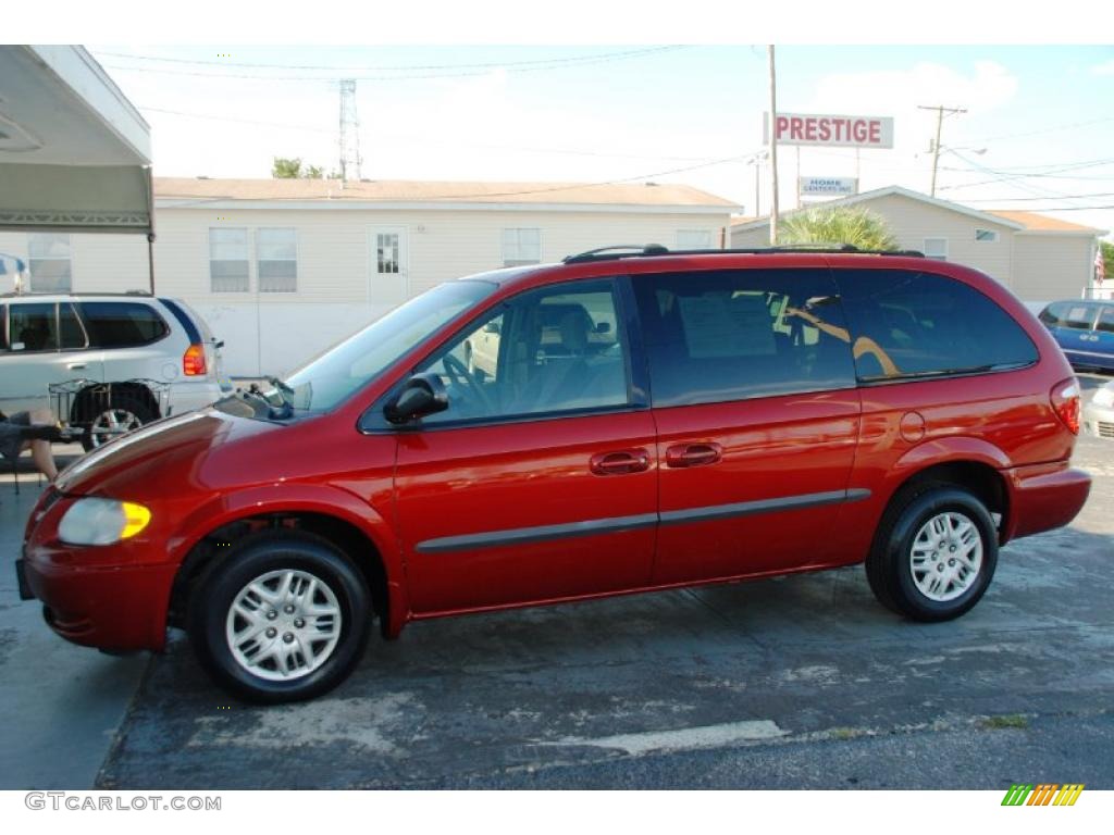 2002 Grand Caravan Sport - Inferno Red Pearl / Taupe photo #5