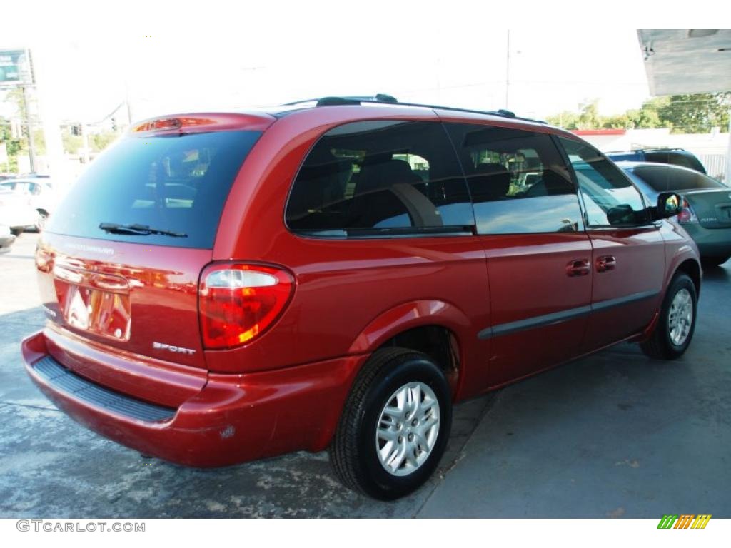 2002 Grand Caravan Sport - Inferno Red Pearl / Taupe photo #6