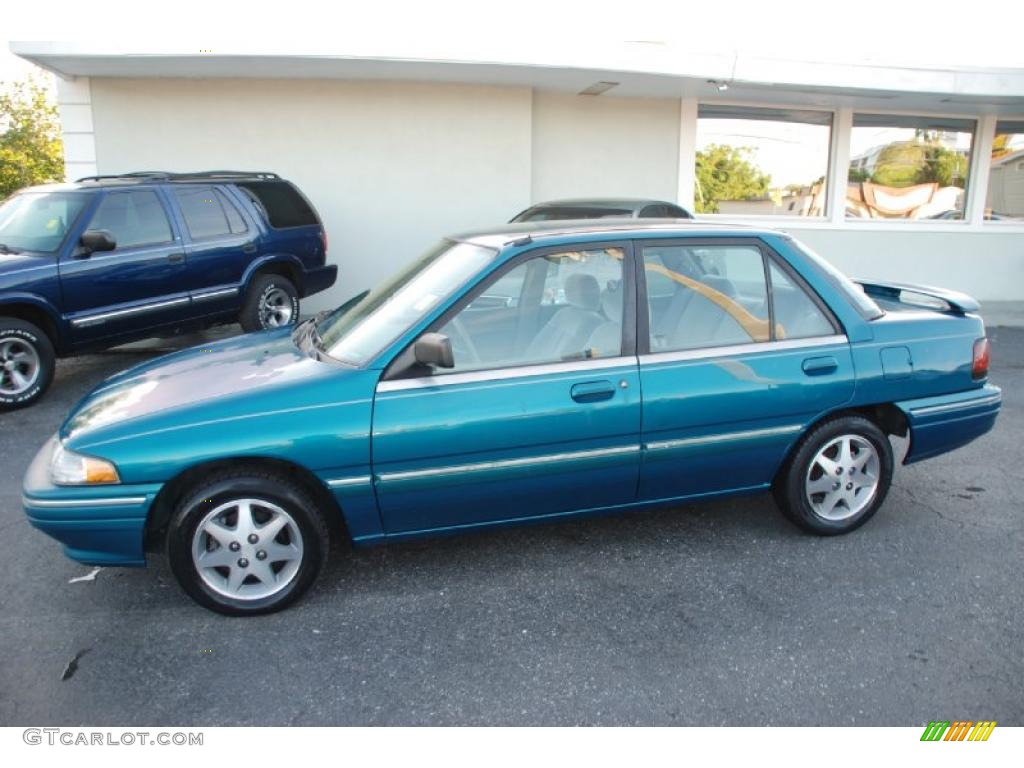 Bright Calypso Green Metallic Mercury Tracer