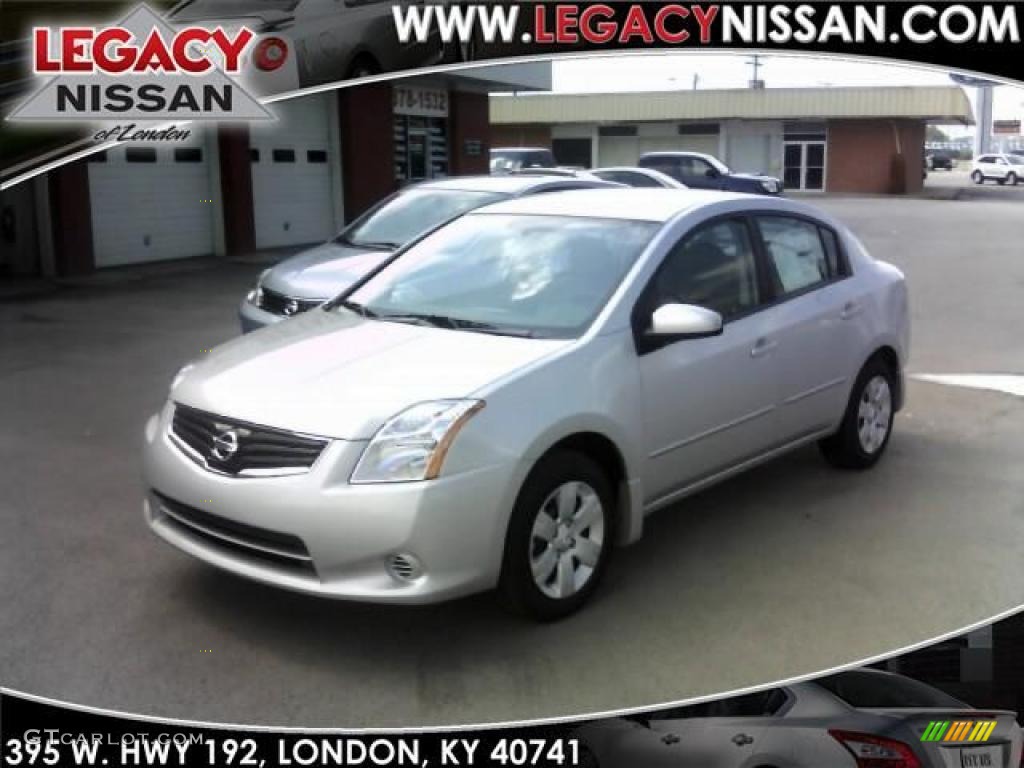 2010 Sentra 2.0 - Brilliant Silver Metallic / Charcoal photo #1