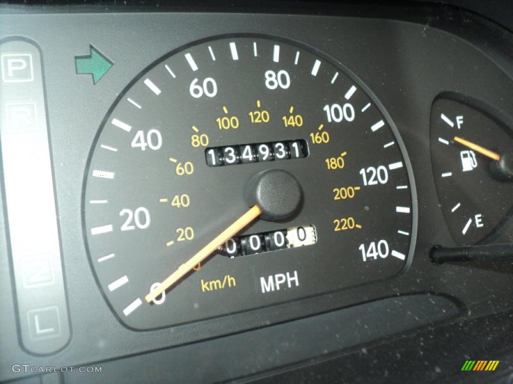 1995 Toyota Avalon XLS Gauges Photo #33634015