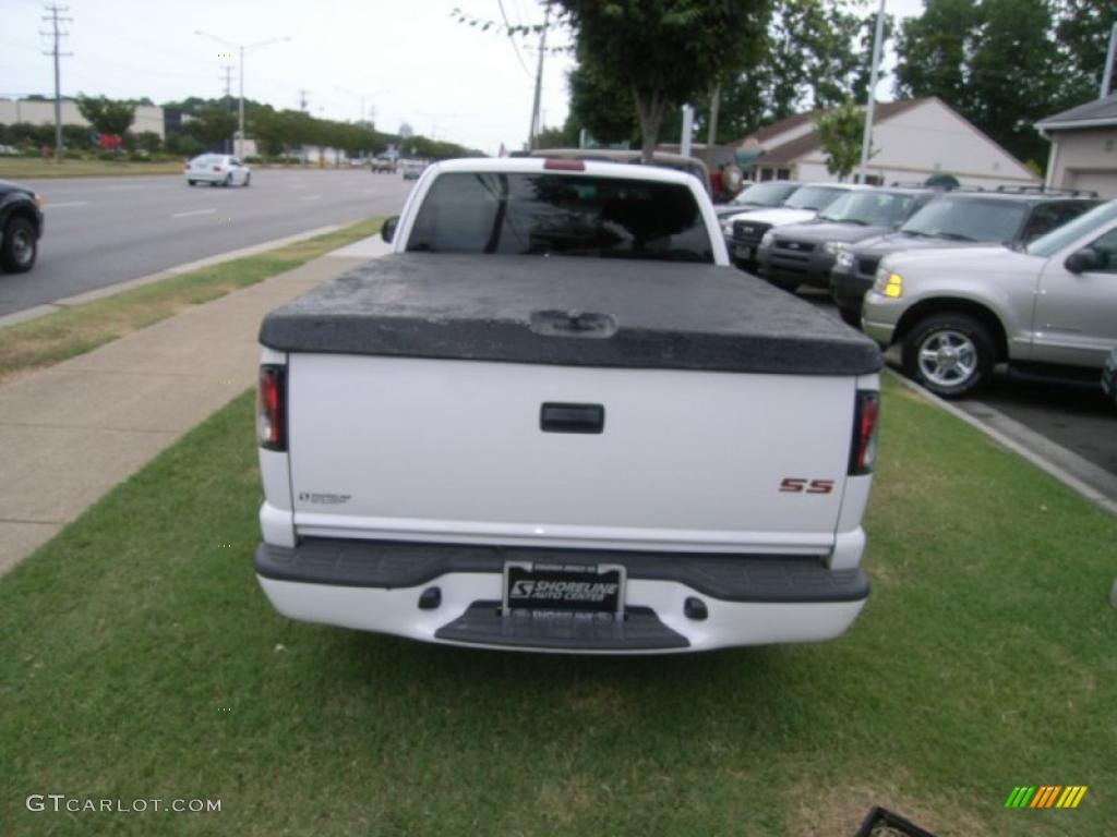 2002 S10 LS Extended Cab - Summit White / Graphite photo #4