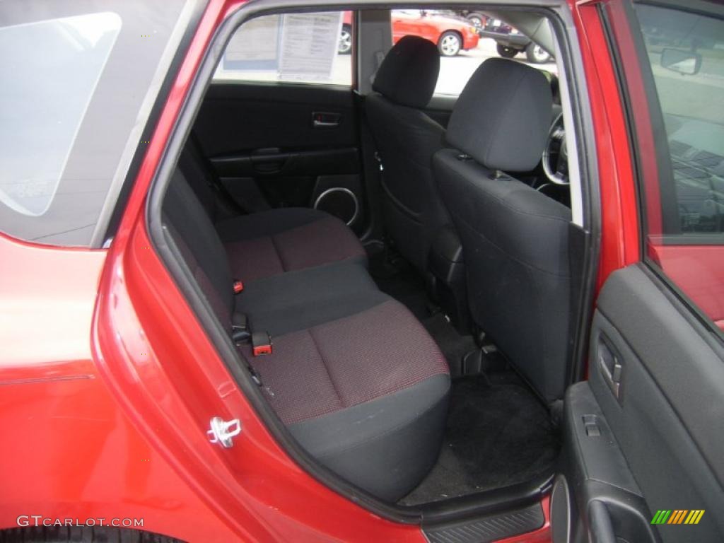 2004 MAZDA3 s Hatchback - Velocity Red / Black/Red photo #11