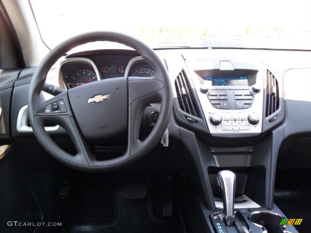 2010 Equinox LT - Gold Mist Metallic / Jet Black photo #15