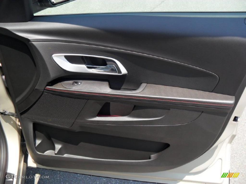 2010 Equinox LT - Gold Mist Metallic / Jet Black photo #22