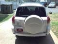 Super White - RAV4 I4 Photo No. 4