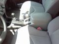 Super White - RAV4 I4 Photo No. 13