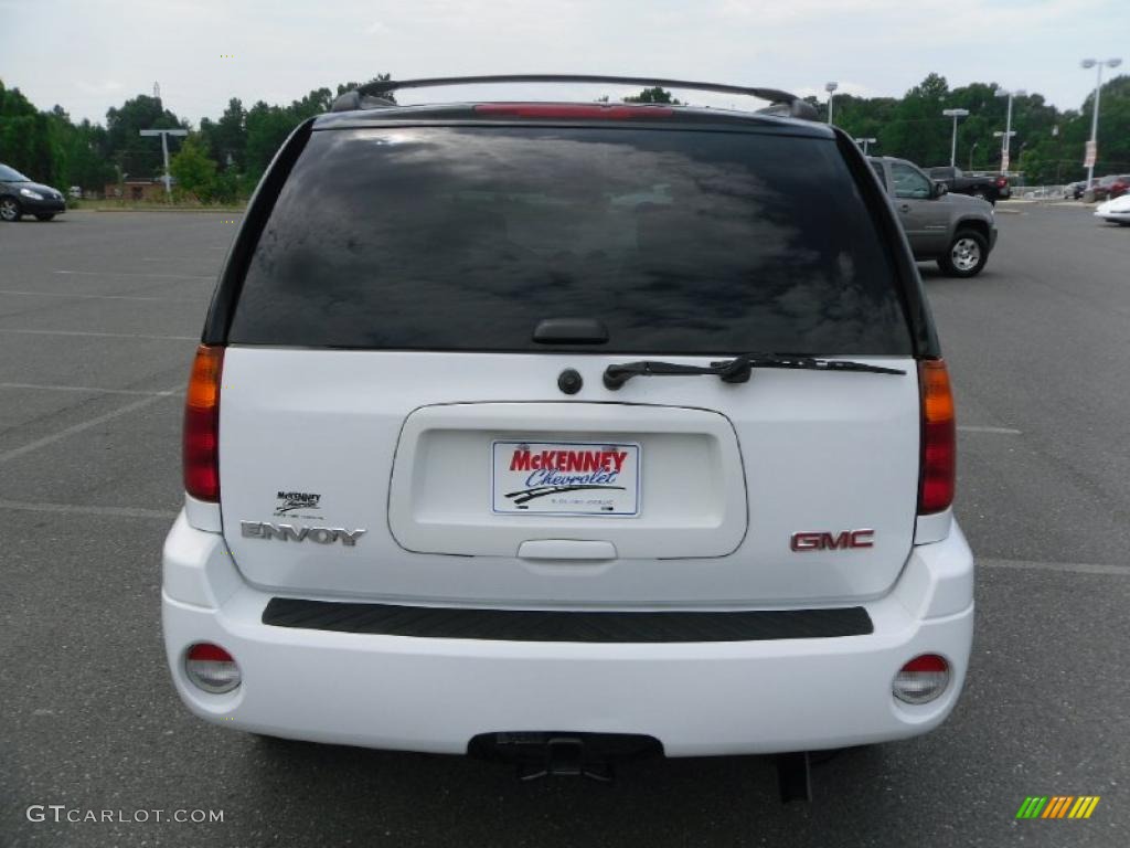 2004 Envoy SLT - Summit White / Medium Pewter photo #3