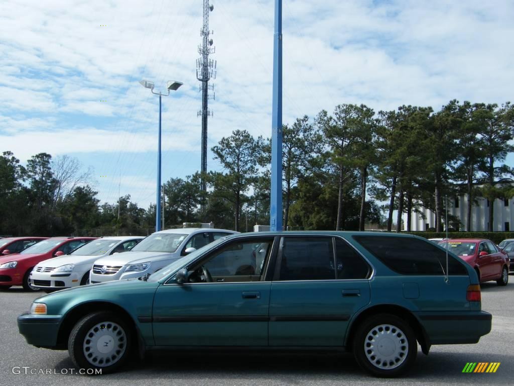 1992 Accord LX Wagon - Arcadia Green Pearl / Beige photo #2