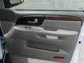 2004 Summit White GMC Envoy SLT  photo #24