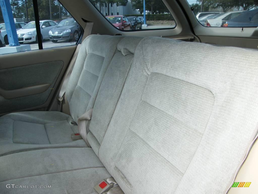 1992 Accord LX Wagon - Arcadia Green Pearl / Beige photo #24