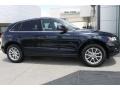 Deep Sea Blue Pearl Effect - Q5 2.0T quattro Photo No. 3