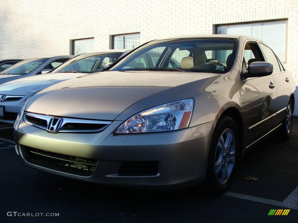 2006 Accord EX-L Sedan - Desert Mist Metallic / Ivory photo #1